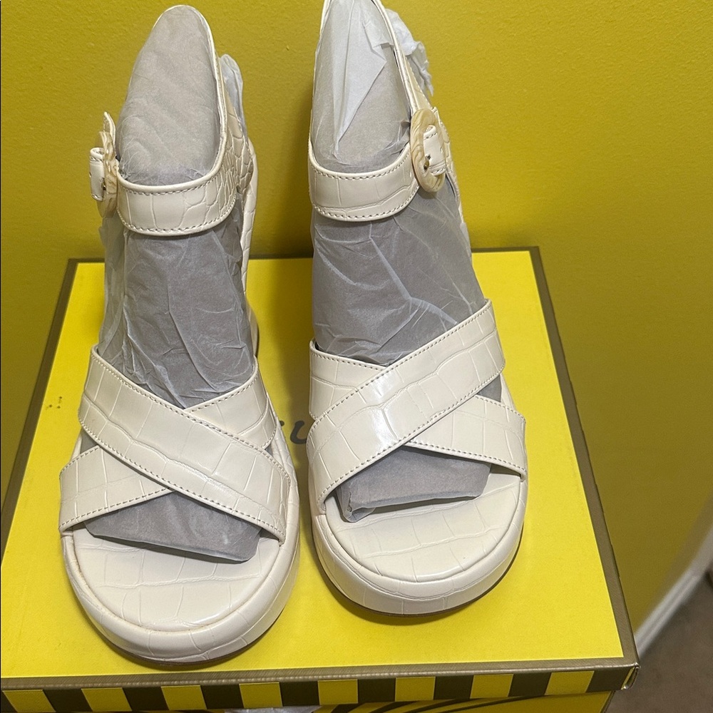 Circus NY Cream Strappy Sandals with Buckle
